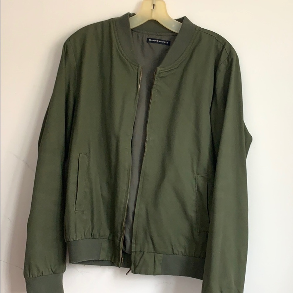BRANDY MELVILLE BOMBER - Picture 2 of 3